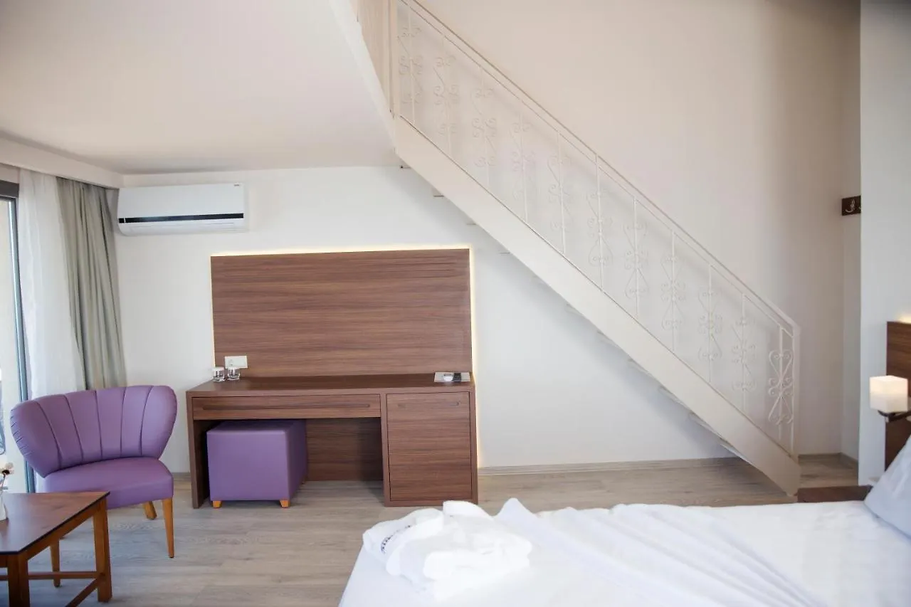Neopol Hotel Kuşadası