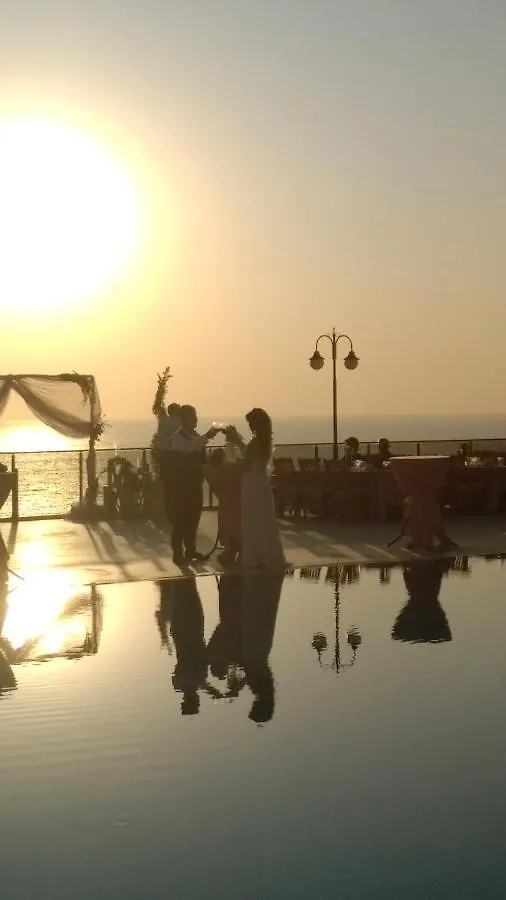 Neopol Hotel Kusadası