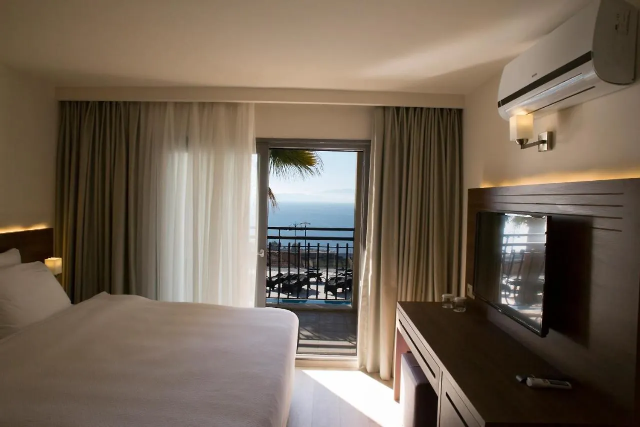 Neopol Hotel Kusadası 3*,